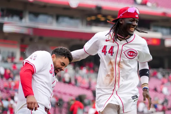 Cuadangulares consecutivos en la novena llevan a la victoria a Rojos, 6-5 sobre Nacionales